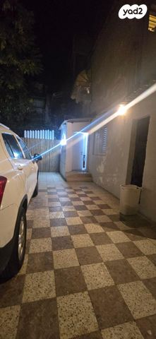 דירת גן, דוד רמז, שיכון ותיקים, חולון