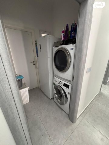 דו משפחתי, אורנים, מעלות תרשיחא