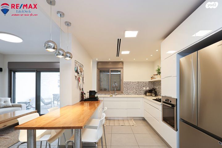 דירה, כפר יונה