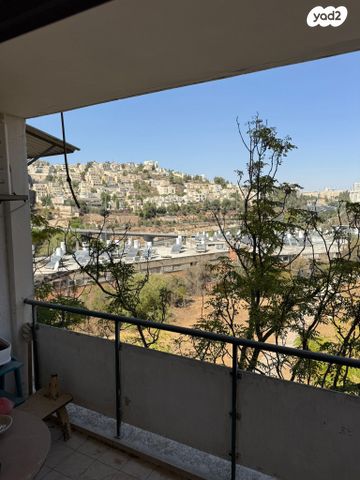 דירה, רבי צדוק 13, קטמונים, ירושלים