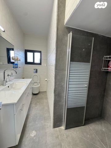 דו משפחתי, חבצלת, נווה אלון, לוד