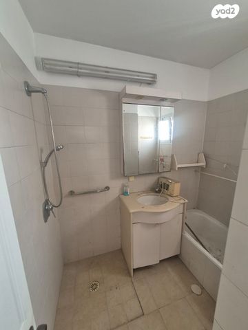 דירה, דרך זאב ז'בוטינסקי 117, רמת גן