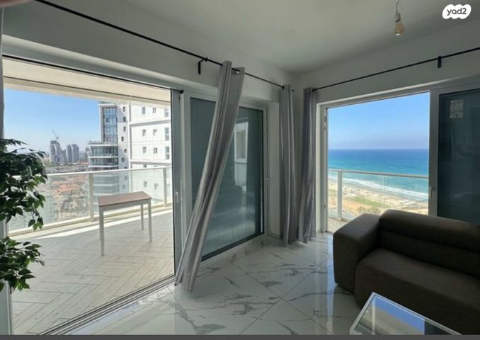 דירה, שדרות רחבעם זאבי, גבעת אולגה, חדרה