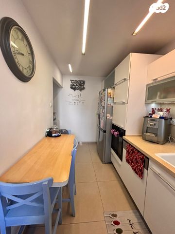 דירה, ברנר 8, לב העיר, בת ים