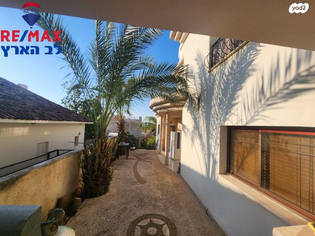 בית פרטי/ קוטג', האורן, ברקן, ברקן