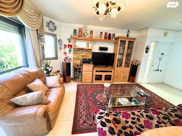 דירת גן, נורית, ורדיה, חיפה