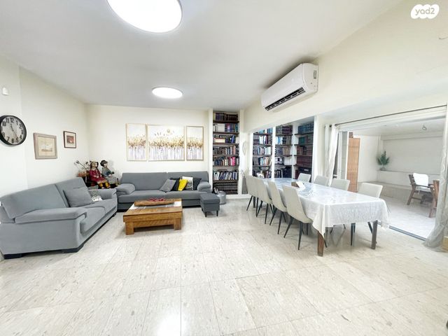 בית פרטי/ קוטג', יצחק מדהלה, שעריים, רחובות