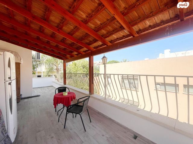 בית פרטי/ קוטג', יצחק מדהלה, שעריים, רחובות