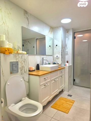 דירת גן, הרצליה הירוקה, נווה עובד, הרצליה