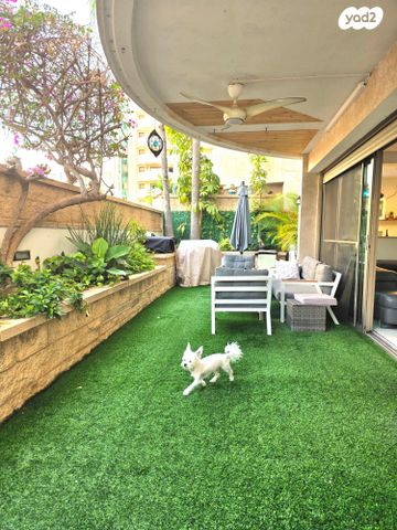 דירת גן, הרצליה הירוקה, נווה עובד, הרצליה