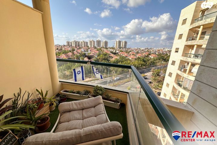 דירה, התוף, נאות אשלים, ראשון לציון