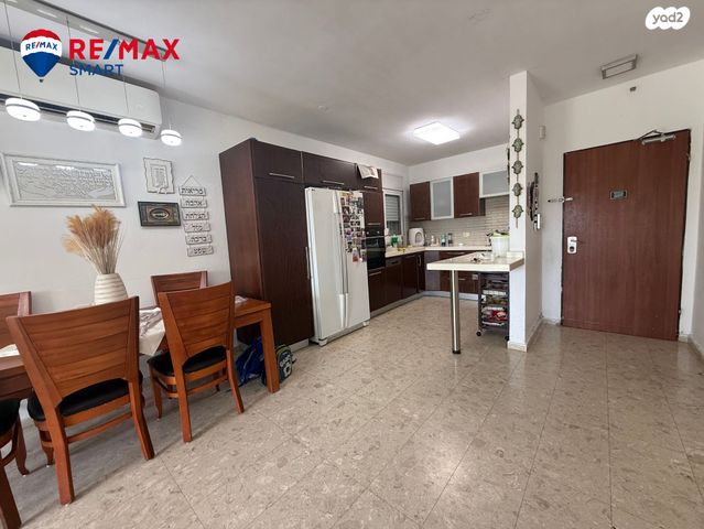 דירה, יצחק בן צבי, נווה גנים, קרית מוצקין