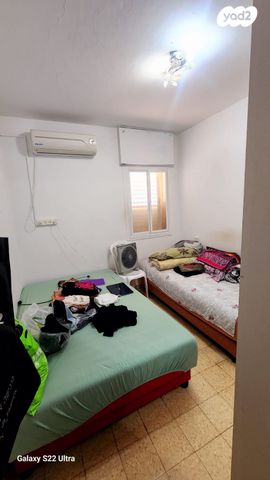 דירה, שרת, טירת כרמל