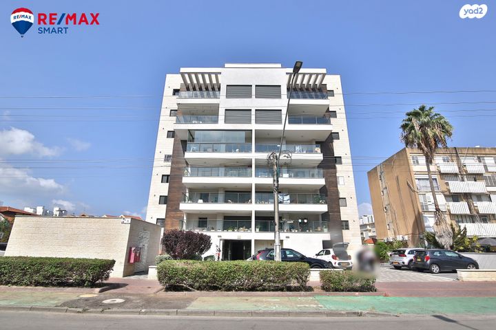 גג/ פנטהאוז, קדיש לוז, אביבים, קרית מוצקין