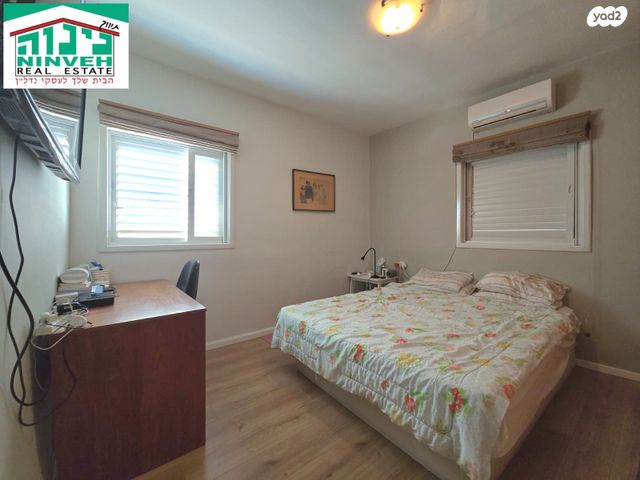 דו משפחתי, מרכז דרום, רעננה