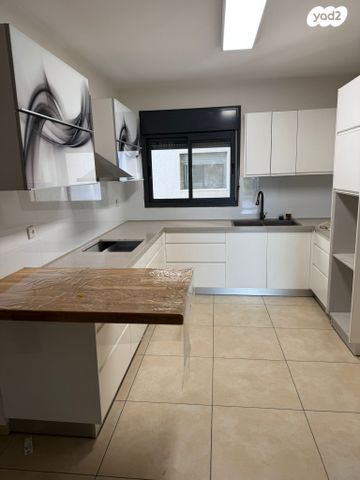 בני ישראל 11