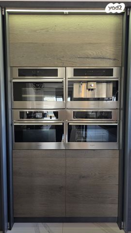 גג/ פנטהאוז, יוסף בורג, באר שבע