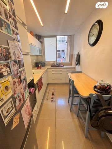 דירה, ברנר 8, לב העיר, בת ים