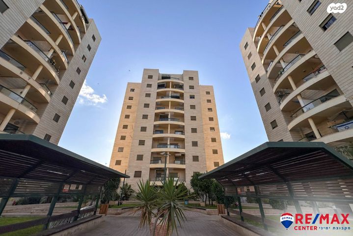 דירה, התוף, נאות אשלים, ראשון לציון