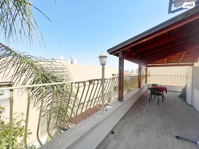 בית פרטי/ קוטג', יצחק מדהלה, שעריים, רחובות