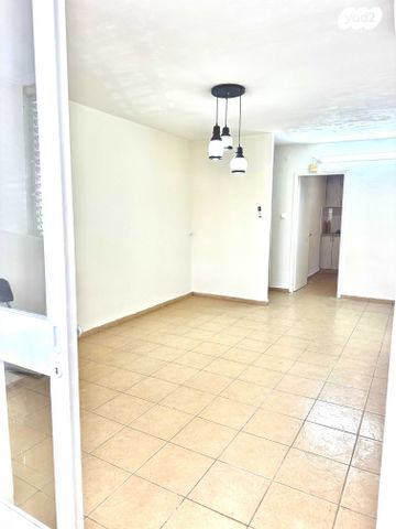 דירה, מיכאל חזני 4, פאר, חדרה