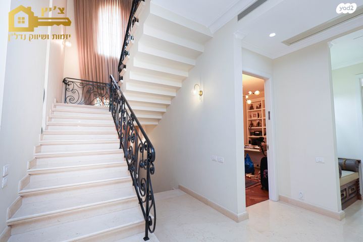 בית פרטי/ קוטג', סביון