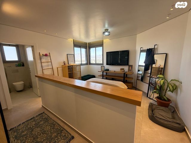 דירה, צופית עלית, אילת