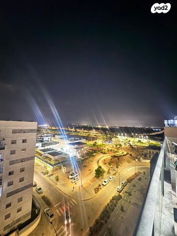 גג/ פנטהאוז, אריק איינשטיין 105, נווה שרון / שער העיר, נתיבות