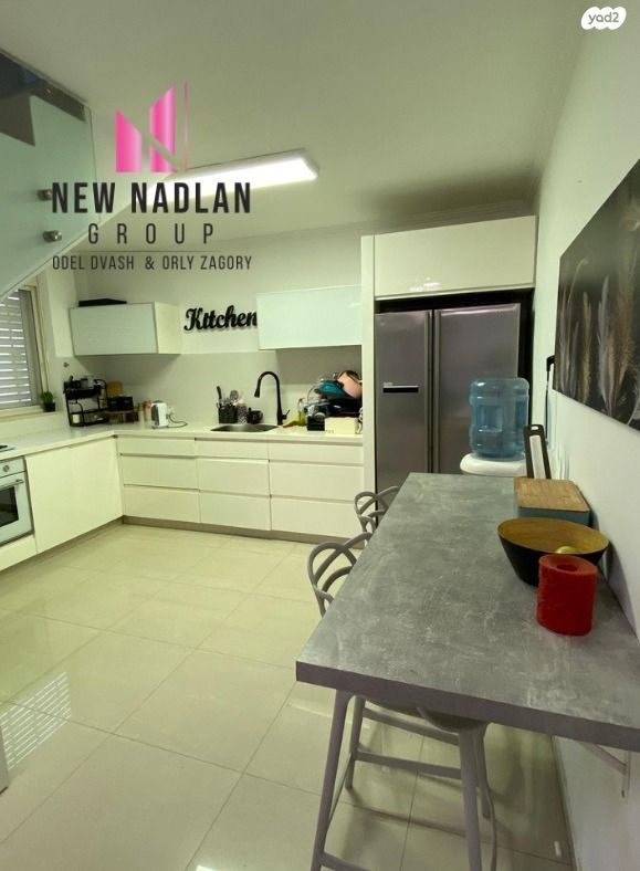 גג/ פנטהאוז, האורגים, הנביאים, בת ים