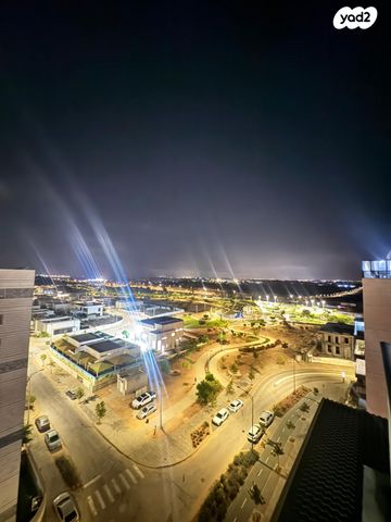 אריק איינשטיין 105