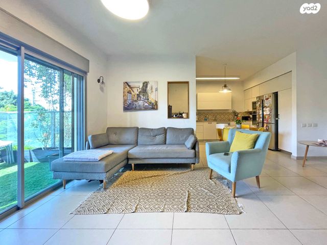 דירה, קהילת ורשה, הדר יוסף, תל אביב יפו