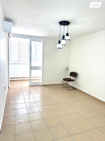 דירה, מיכאל חזני 4, פאר, חדרה