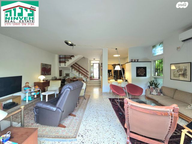 דו משפחתי, מרכז דרום, רעננה