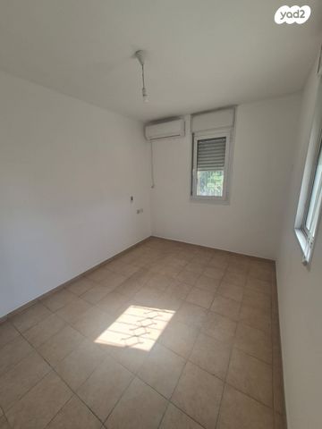 דירה, דרך זאב ז'בוטינסקי 117, רמת גן