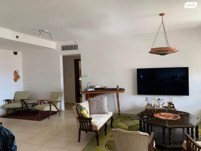 דירה, עין הקורא, אברמוביץ', ראשון לציון