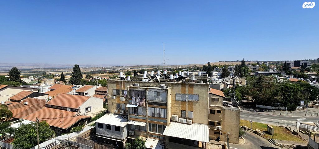 גג/ פנטהאוז, האשל, שאר העיר, חצור הגלילית