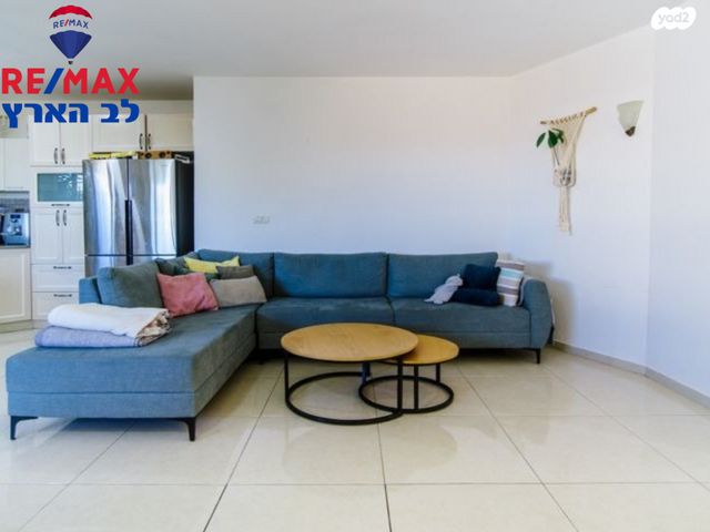 בית פרטי/ קוטג', האורן, ברקן, ברקן