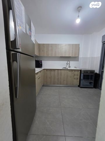 דירת גן, הנרקיסים, רכסים, רכסים