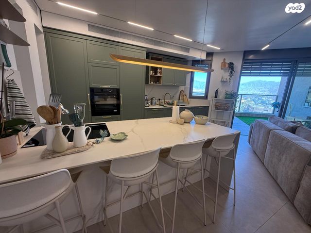 דירה, צופית עלית, אילת