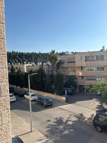 דירה למכירה בירושלים (תיווך) — 4