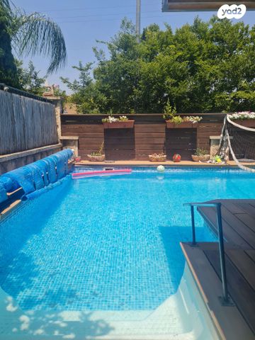 דו משפחתי, רמת ישי