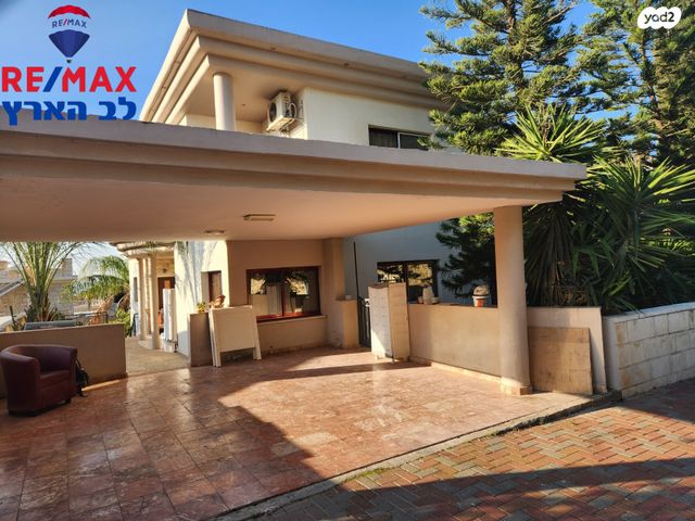 בית פרטי/ קוטג', האורן, ברקן, ברקן