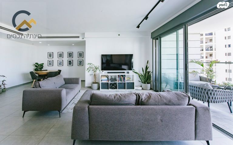 דירה, מגדיאל, הוד השרון