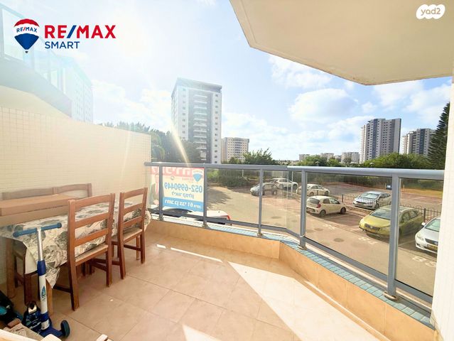 דירה, יצחק בן צבי, נווה גנים, קרית מוצקין