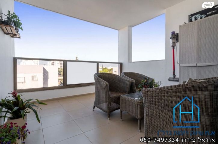 דירה, יהויכין המלך, רובע י"ג, אשדוד