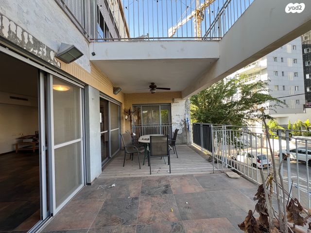 דירה, בן יהודה 34, הרצליה הצעירה, הרצליה