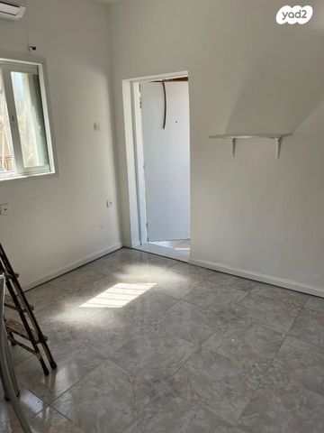 דירת גן, זולצר, קרית שלום, תל אביב יפו