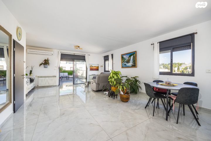 גג/ פנטהאוז, יעקב סלמן, בית הכרם, רמת בית הכרם, ירושלים