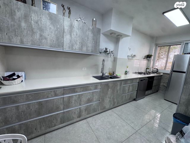 דירה, אריה בן אליעזר, נתניה