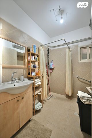 דירה, הרצל 10, מרכז מערבי, נס ציונה